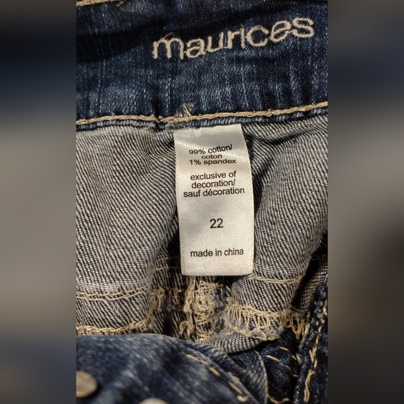 Maurices 22w plus shorts - Picture 3 of 3
